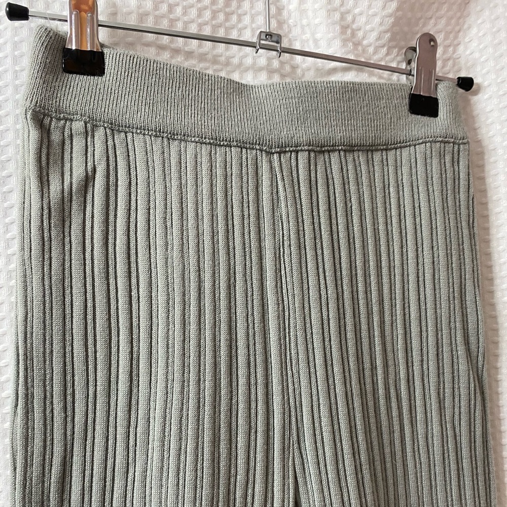 NWOT ASOS High Rise Knit Flare Pants - Picture 2 of 5